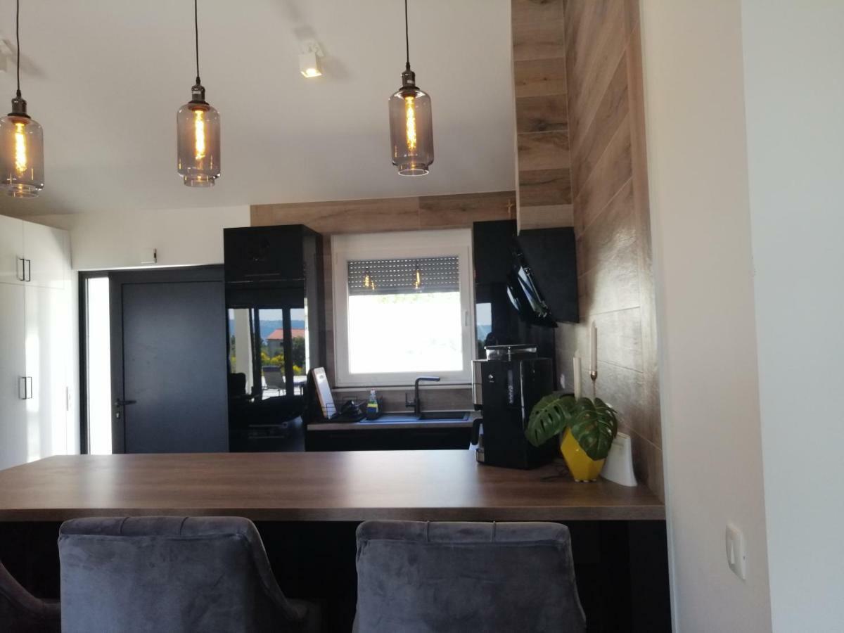 Villa Orao Kaštel Novi Zewnętrze zdjęcie