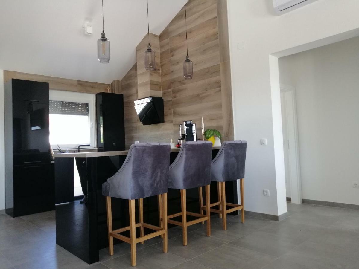 Villa Orao Kaštel Novi Zewnętrze zdjęcie